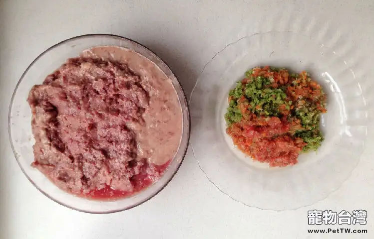 秋季怎麼吃？自製鴨肉美毛貓飯