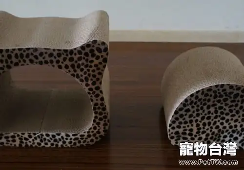 快過年了，給貓咪一個新型的貓爪板吧（共2張圖片）-寵物台灣