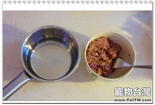 貓咪自製美食之牛肉芝士飯的完全圖解版 